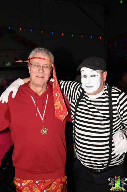 ../Images/Senioren carnaval 2024 343.jpg